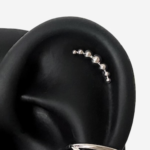 16G Titanium Dots Curve Internally Threaded Flat Labret, Conch earring, Tiny stud, Cartilage flat back, Helix stud, Tragus stud, Minimalist