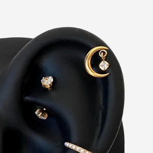Clou d'oreille plat pendantes lune en titane 16G, clou de nez, boucle d'oreille conque à filetage interne, piercing du cartilage, boucle d'oreille hélicoïdale, tragus, piercing