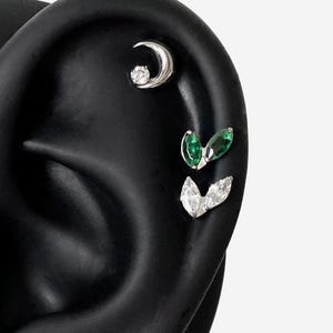 16G Titanium Unbalance Leaf Cartilage Flat stud, Nose stud, Internally Threaded conch earring, Cartilage flat stud, Helix earring, Tragus
