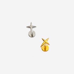 16G Titanium Small Sparkle Cartilage Flat Back stud, Nose stud, Internally Threaded conch earring, Cartilage stud, Helix earring, Tragus