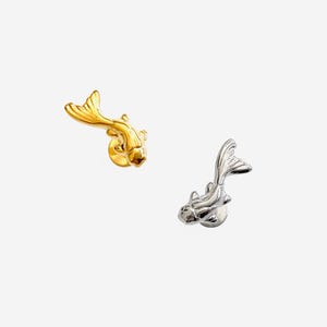 16G Titanium Wave Fish Flat Back Studs, Nose stud, Internally Threaded conch earring, Cartilage stud, Helix earring, Tragus, Body Piercing