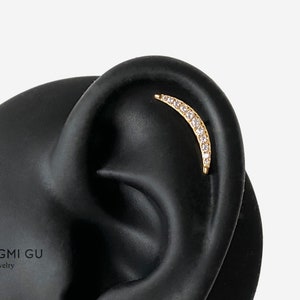16G Titanium Banana curve Internally Threaded Cartilage Labret, Conch earring, Tiny stud, Flat back stud, Helix, Tragus, Minimalist stud