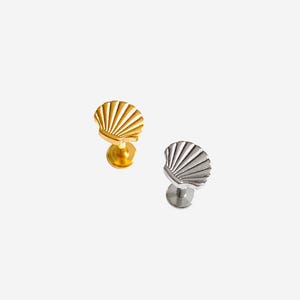 16G Titanium Shellfish Internally Threaded Flat Back stud, Shell Conch earring, Cartilage flat back, Helix stud, Tragus stud, Minimalist