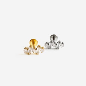 16G Titanium White Line Dot Internally Threaded Flat Back stud, Conch earring, Cartilage flat back, Helix stud, Tragus stud, Minimalist stud