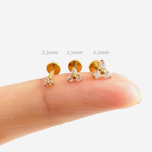 16G Titanium Triple Flower Flat Back stud, Nose stud, Internally Threaded conch earring, Cartilage piercing, Helix, Tragus, Piercing - 01 4