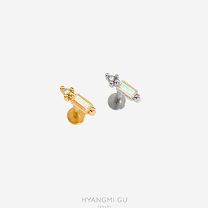 16G Rainbow Rectangle Dot Flat Back stud, Nose stud, Internally Threaded conch earring, Cartilage piercing, Helix earring, Tragus - 07 1