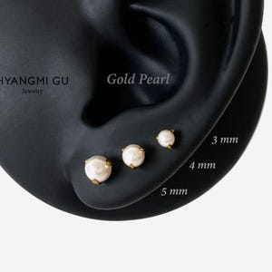 16G Titanium Gold pearl Internally Threaded Flat Back stud, White Pearl Conch earring, Cartilage, Helix Tragus, Nose stud, Piercing - 01 3