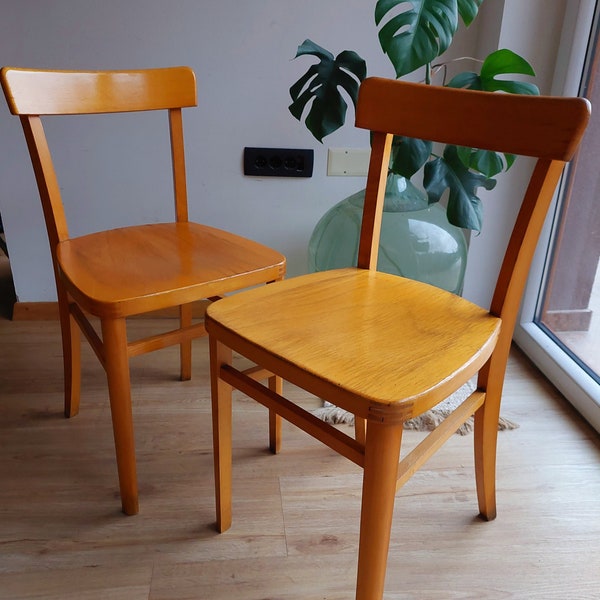 Chaise en bois vintage / chaise de salle à manger vintage / chaise de salle à manger MCM / chaise en bois chic / rustique / milieu du siècle / fabriqué en ex-Yougoslavie / années 70