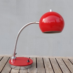Space Age Table Lamp / Retro Eyeball Table Lamp/Pop Art Table Lamp / Red Eyeball Desk Lamp  /Atomic Table Lamp /MCM Eyeball Lamp /70&#39;s