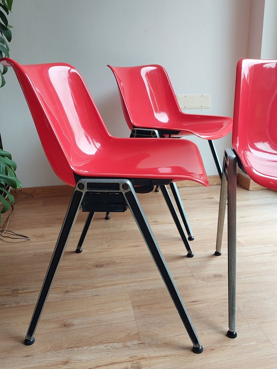 1 of 2 Osvaldo Borsani Modus Stacking Chairs for Techno Plastic Chairs by Osvaldo Borsani for Tecno italian Design space Age mcm 1970 s Etsy