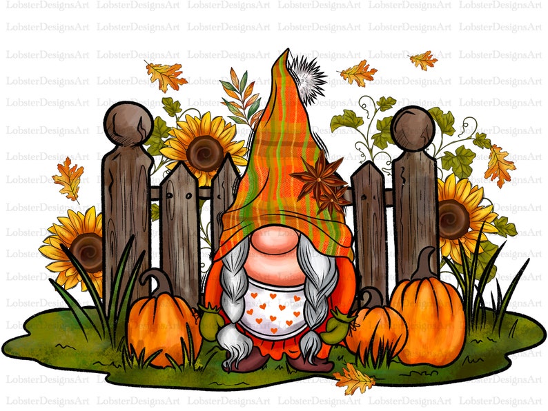 Op de afbeelding: Een gnome met een gestreepte hoed in herfstkleuren en een witte baard staat voor een houten hek. De gnome houdt twee pompoenen vast en is omringd door zonnebloemen en herfstbladeren.