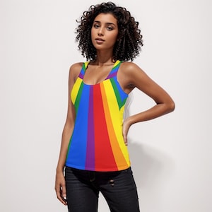 Rainbow Pride Racerback-tanktop | 190GSM Katoen voor LGBTQIA Gay Queer Rainbow Sunrise Design Volledig personaliseerbaar voor kleur of tekst,