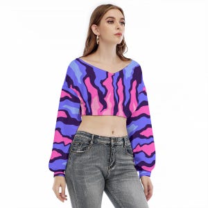 Omnisexual Pride V-neck Long-Sleeved Crop Top Colors of Omni Flag Perfect Gift for Omnisexuals for Pride Month LGBTQ+ Omni Pride Marches