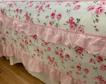 Pink and White Roses Vintage Bedspread and Curtain Set, Full Size 1940's