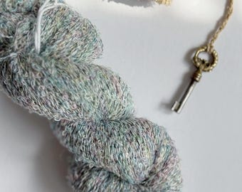 Hilo acrílico de bucle bouclé 100 g / 330 m (361 yardas, 3,53 oz) Hilo de textura suave tipo pestañas para tejer y hacer ganchillo
