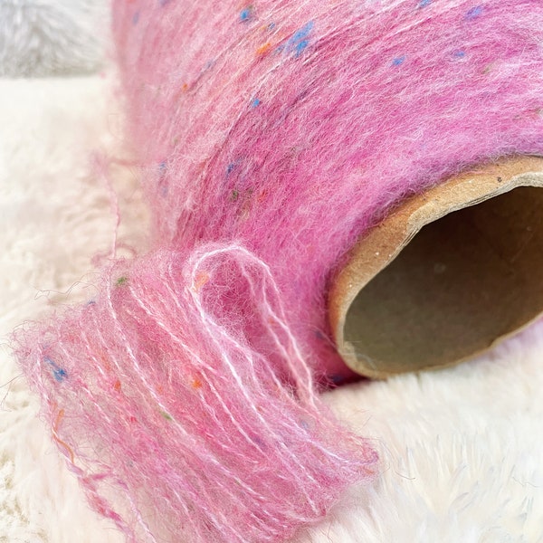 Bonbon rose ! Fil de mohair pour pompons, fil pour bébé très doux, fil pour écharpe fantaisie, dimension économique, fil fin, fil de collection en édition limitée