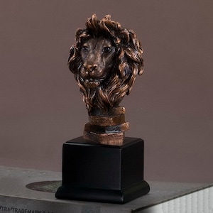10&quot; Lion Head Statue - Stunning Bronze Finished Sculpture