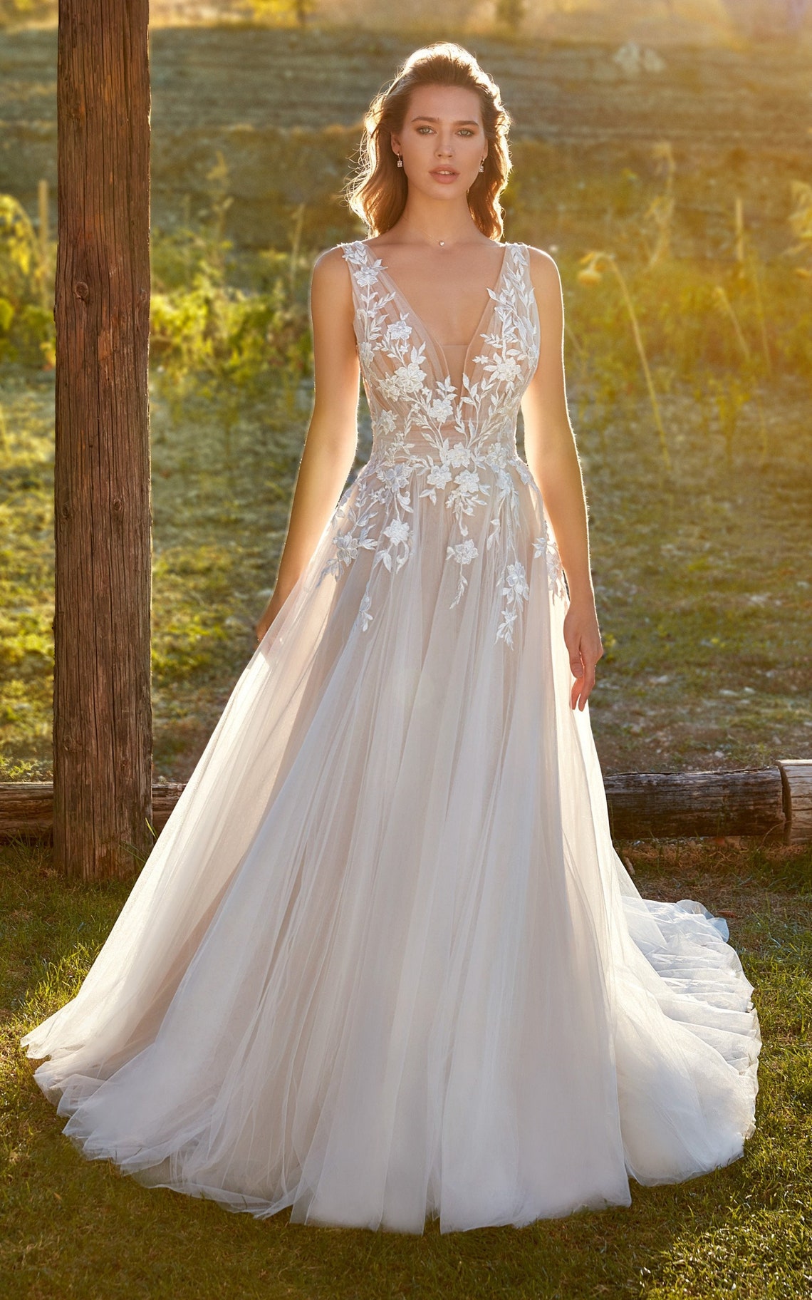 ❤️ Top 10 Champagne Wedding Dresses 2023