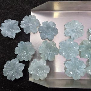 Handmade Aquamarine Flower Carving: Natural Gemstone Charm (20mm)