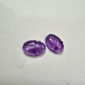 Carved Purple Amethyst Scarab Beetle: Loose Gemstone (15mm)