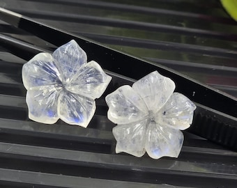 Rainbow Moonstone Flower Cabochon: Hand Carved Gemstone (20MM)