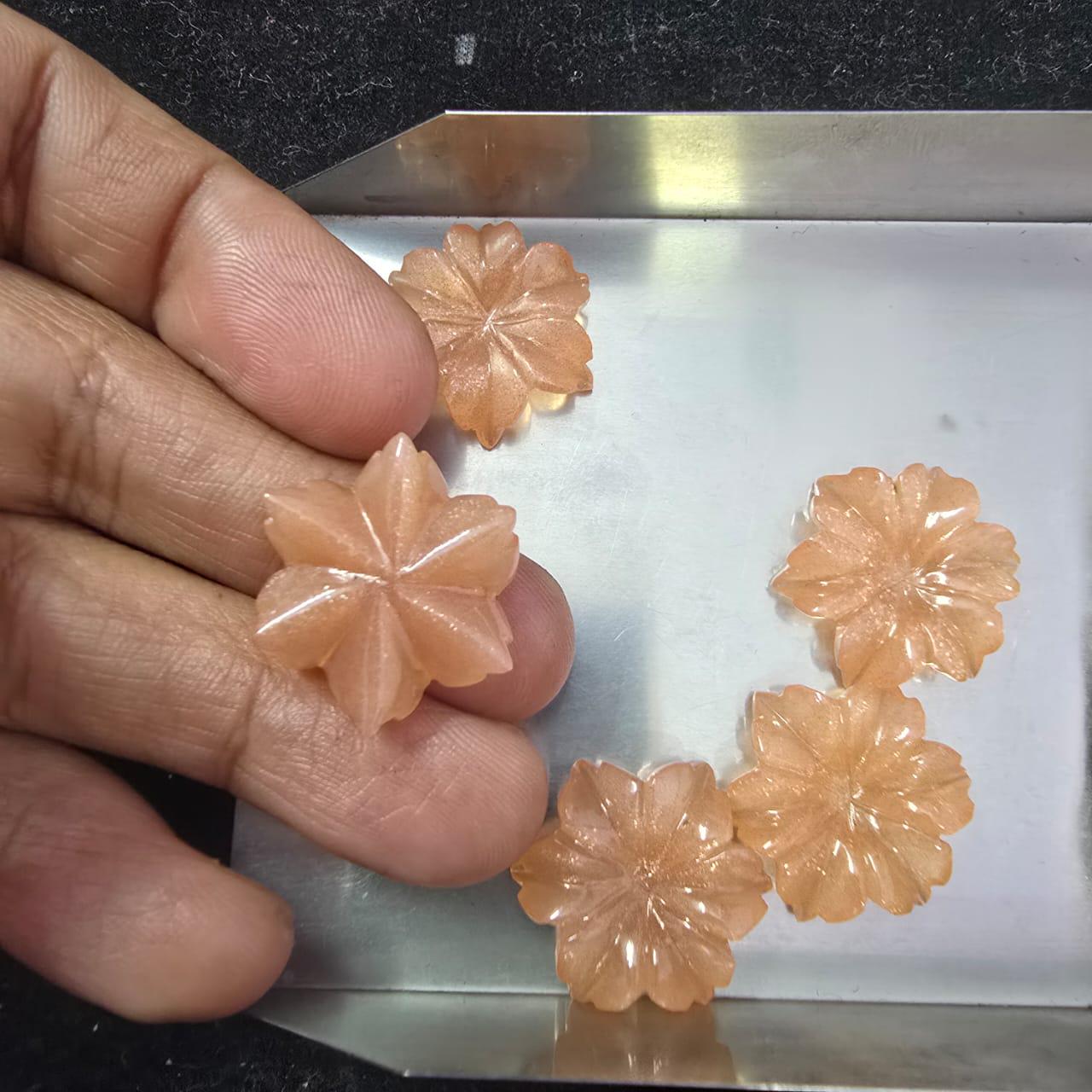 ピーチムーン♡　シェル彫刻チャーム アクセサリー ピーチムーン♡ シェル彫刻チャーム