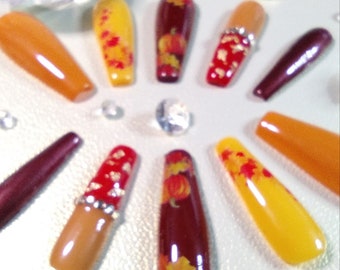 Fall Coffin Pres-On Nails