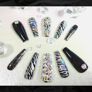 Animal Print Coffin Pres-On Nails
