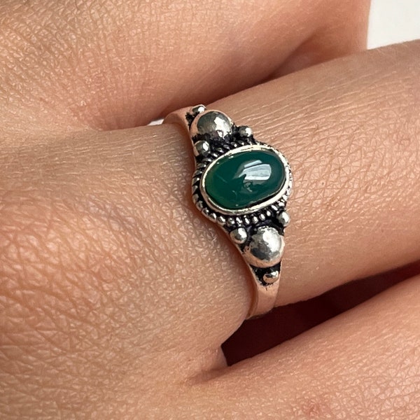 Bague vintage verte fausse pierre oval stone ring boho ring gift jewelry