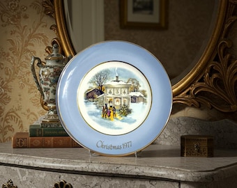 Plato navideño de Avon 1977 – Plato decorativo coleccionable para fiestas / EJS ART GALLERY