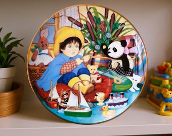 Plato coleccionable Carol Lawson vintage de 1987: "El pequeño pescador" / Plato decorativo infantil