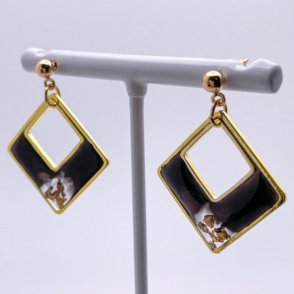 Elegant black resin and gold leaf earrings