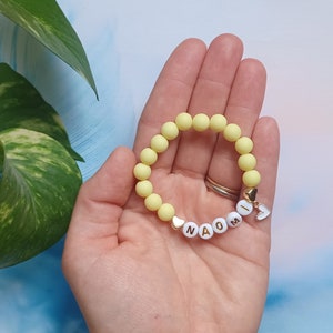 Bracelet personnalisé pour enfant, Bracelet à breloques coeur, Bracelet personnalisé pour enfant, Bijoux pour tout-petit, Bracelet prénom, Mode cadeau pour enfant image 5