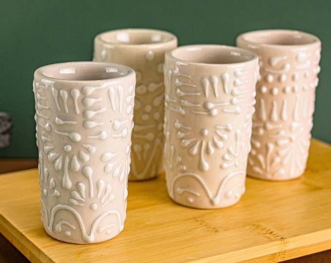 MEXTEQUIL - Talavera Shot Glasses Set of 4 Authentic Mexican Tequila Shot Glasses - Hand-painted - 2 Oz (White Lace)
