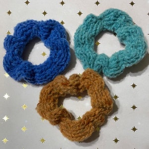 Handmade Knitted Scrunchie 3pk