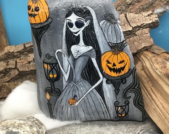 The Halloween Gothic bride, a unique, hand-painted comic-style piece immortalized on a characterful natural stone with various 3D effects.