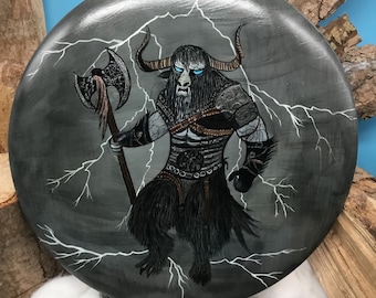 The mystical beings and creatures arrive; here is the Minotaur, a unique, hand-painted piece immortalized on a round 200 mm Keraflot stone.