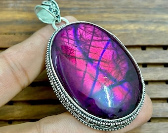 Purple Labradorite Pendant: 925 Sterling Silver Gemstone Jewelry