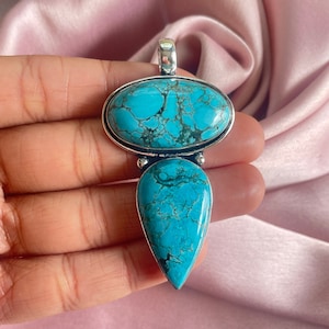 Pendentif en argent 925 et turquoise mohave vert, longue pierre rectangulaire