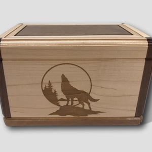 Engraved Wolf Scene Maple Walnut Wooden Handmade Burial Cremation Funeral Urn