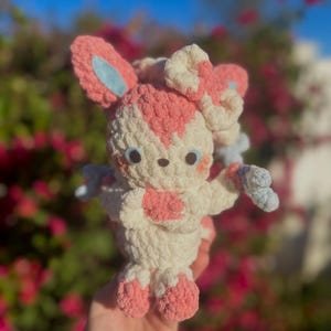 crochet sylveon plush