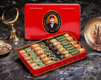 Baklava, Pistachio Baklava Assortment (XL Metal - Tin Box), Hafiz Mustafa 1864 Istanbul, Daily and Freshly Made Sweet, Treat, Dessert, Gift