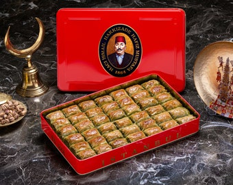 Baklava, Premium Classic Pistachio Ankara Baklava (Metal - Tin Box), Hafiz Mustafa 1864 Istanbul, Daily and Freshly Made Sweet