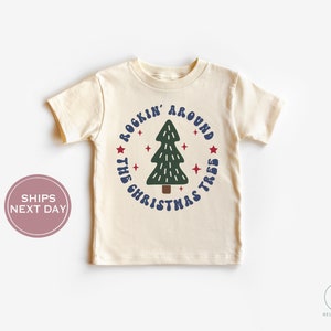 Schaukeln um den Weihnachtsbaum Kleinkind Shirt - Retro Weihnachten Kinder Shirt - Niedliches Weihnachts Shirt - Vintage Natürliches Kleinkind T-Shirt