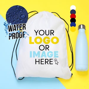Benutzerdefinierte Polyester Weiß Kordelzug Rucksack, 12,5 '' x 18 '' Zoll wasserdichte Strandtasche, Sommer Camp Tasche, Kinder Schwimmtasche Pool Party Favor, Reise-Fitnessstudio
