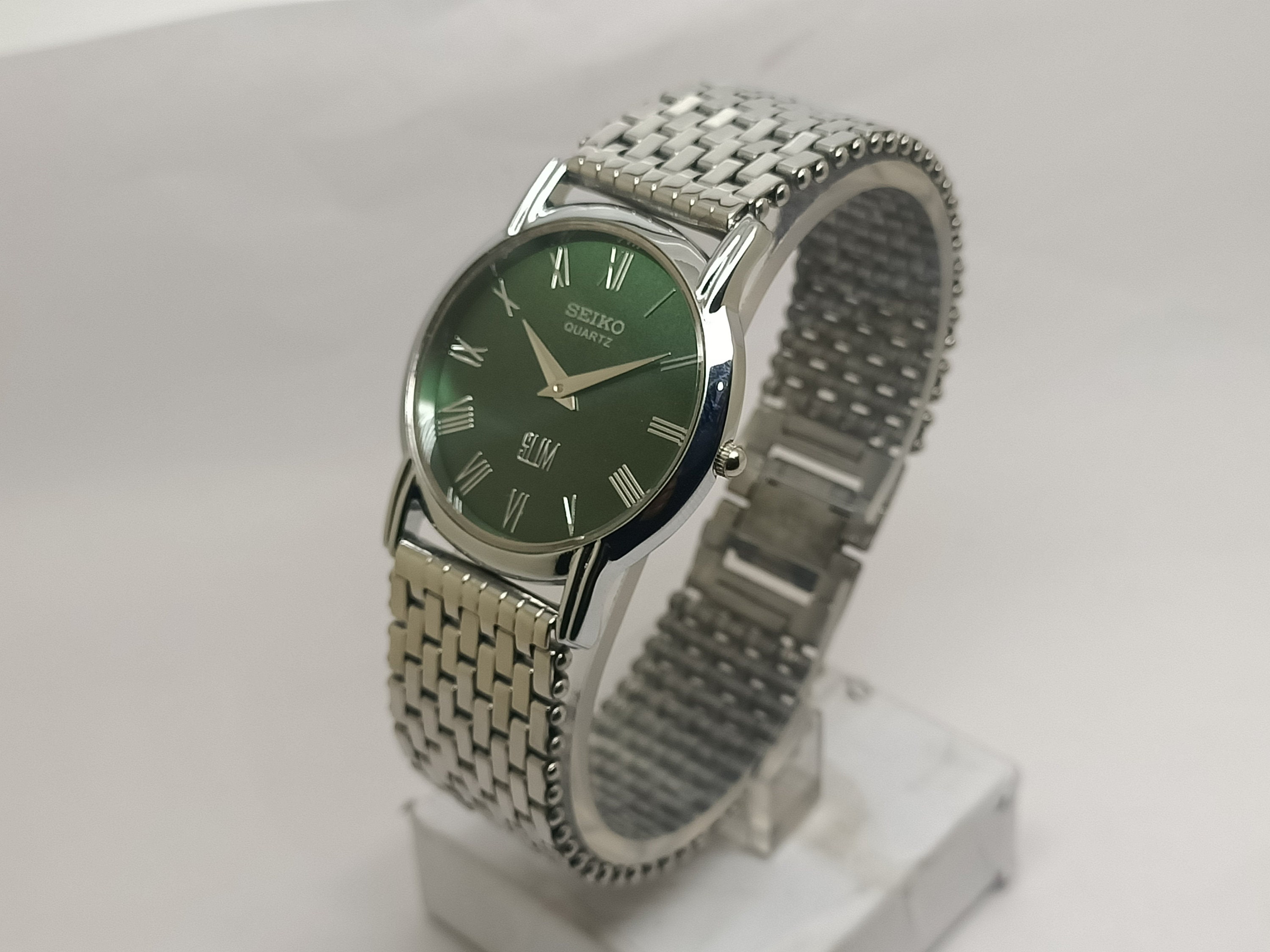 Seiko Quartz Men's Round Green Dial Stainless Steel - Etsy