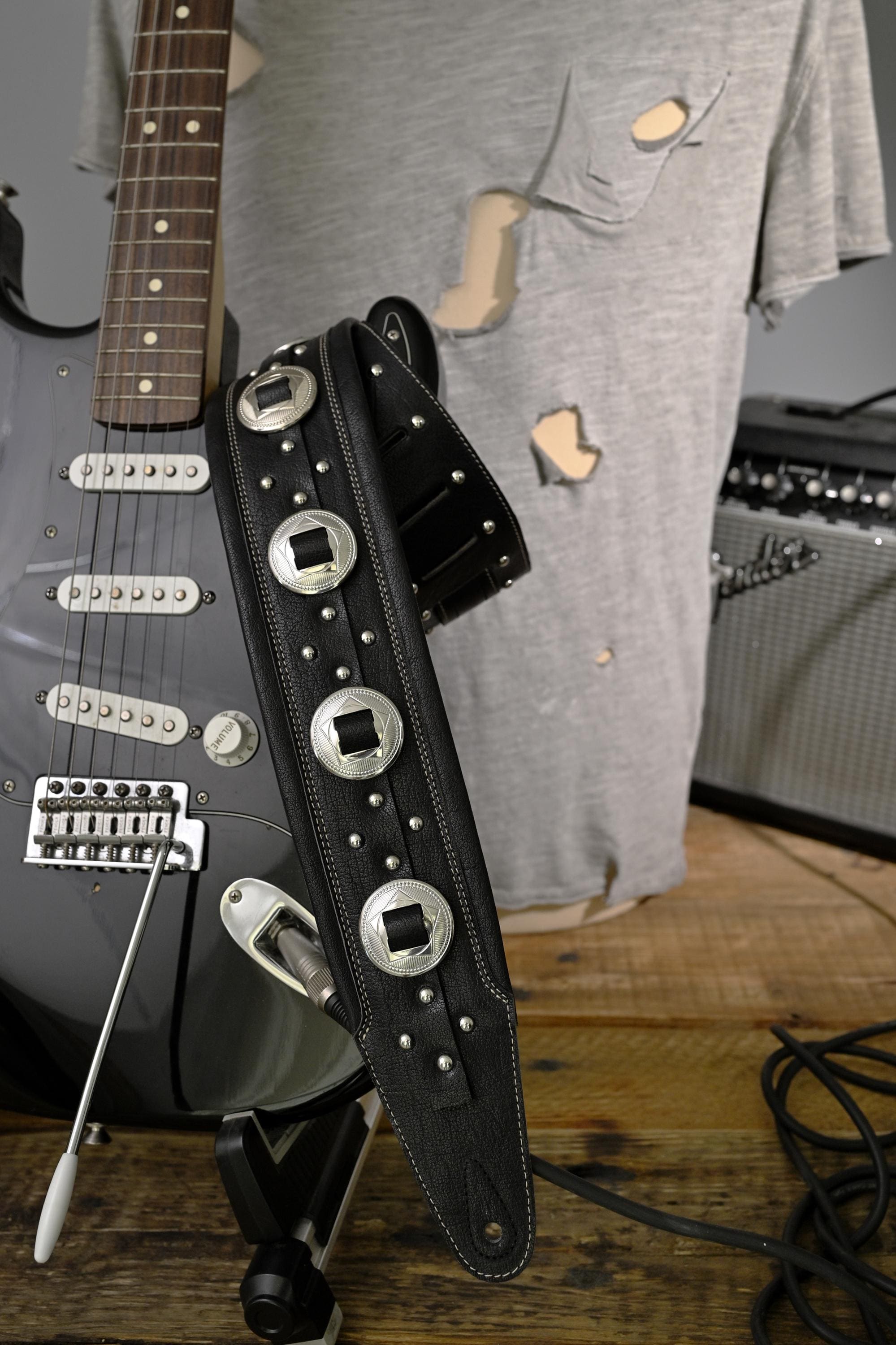 Stevie ray vaughan guitar strap - Etsy 日本