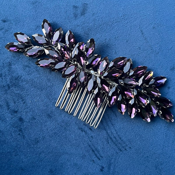 Deep purple hair comb
