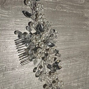 Silver hair comb