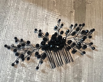 Black hair comb